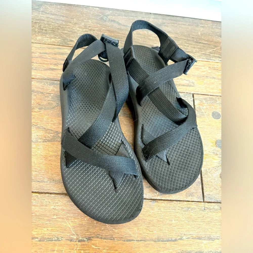 Chaco Z/Cloud series Sandals women's size 7